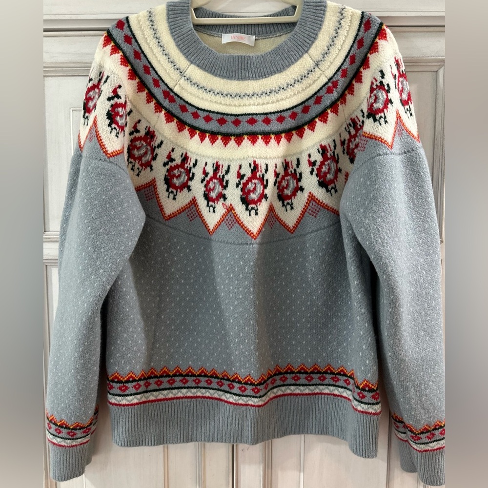 New never worn SZ L Elegant Nordic Pattern Sweater - Blue and Cream
